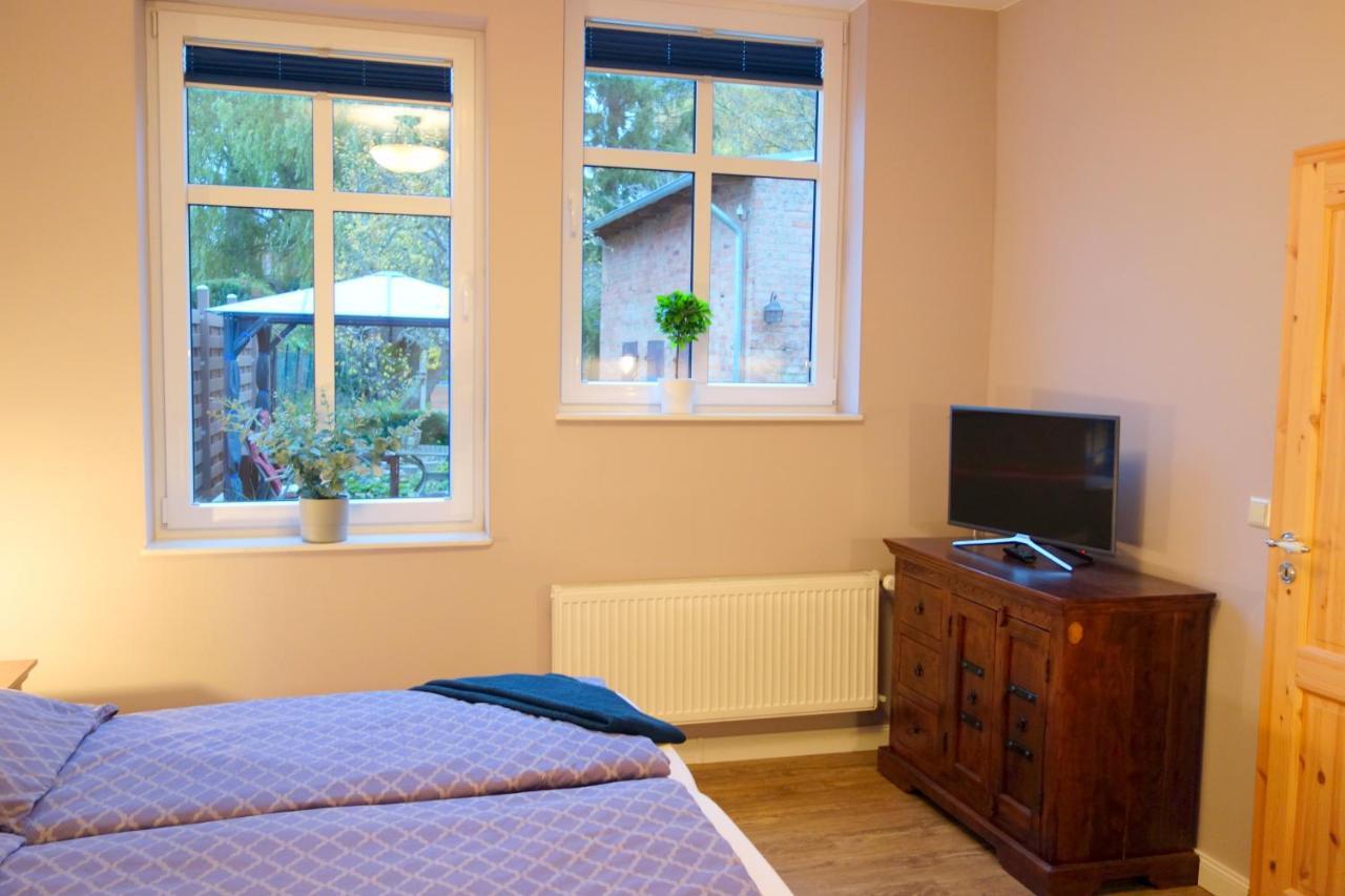 Ferienwohnung Vianova14 Reuterstadt Stavenhagen Exterior foto